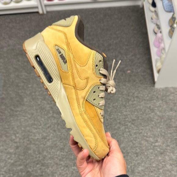 Nike Air Max Olive and Tan Sneakers - Picture 4 of 5